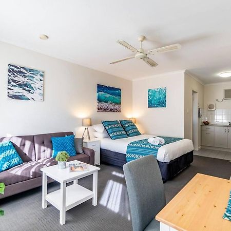 Glenelg Central Studio Aqua ภายนอก รูปภาพ